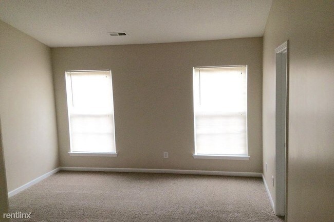 Building Photo - 3323 Mazen Ct
