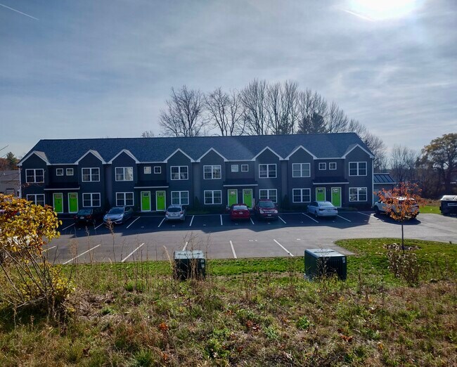 Edificio frontal #1-8 - 117 Old Pine Hill Rd