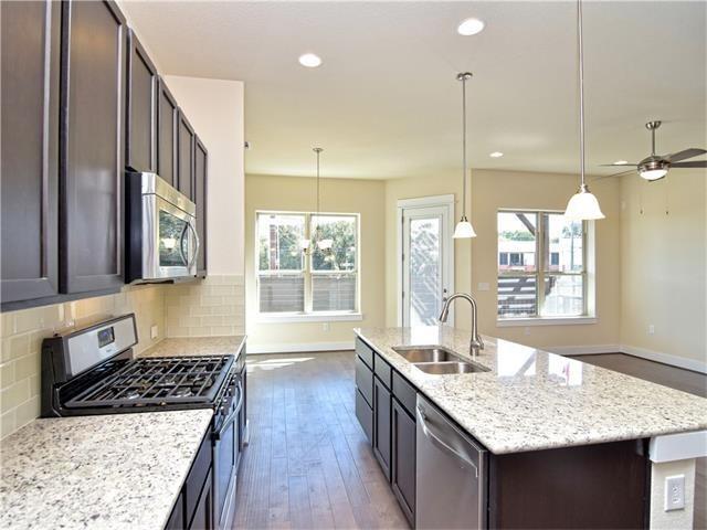 Foto del edificio - 9303 Cardinals Nest Ln