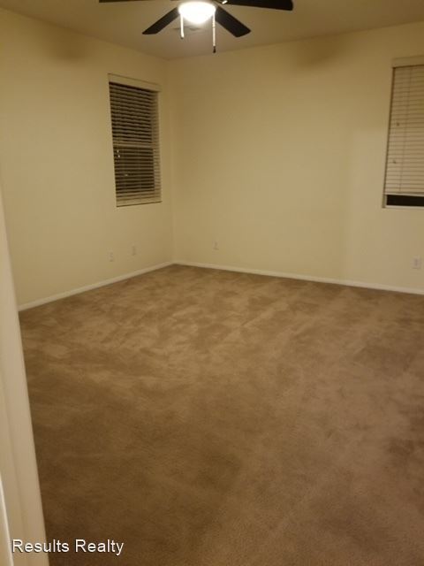 Foto del edificio - 3 br, 2.5 bath House - 10172 Hollis Mountain