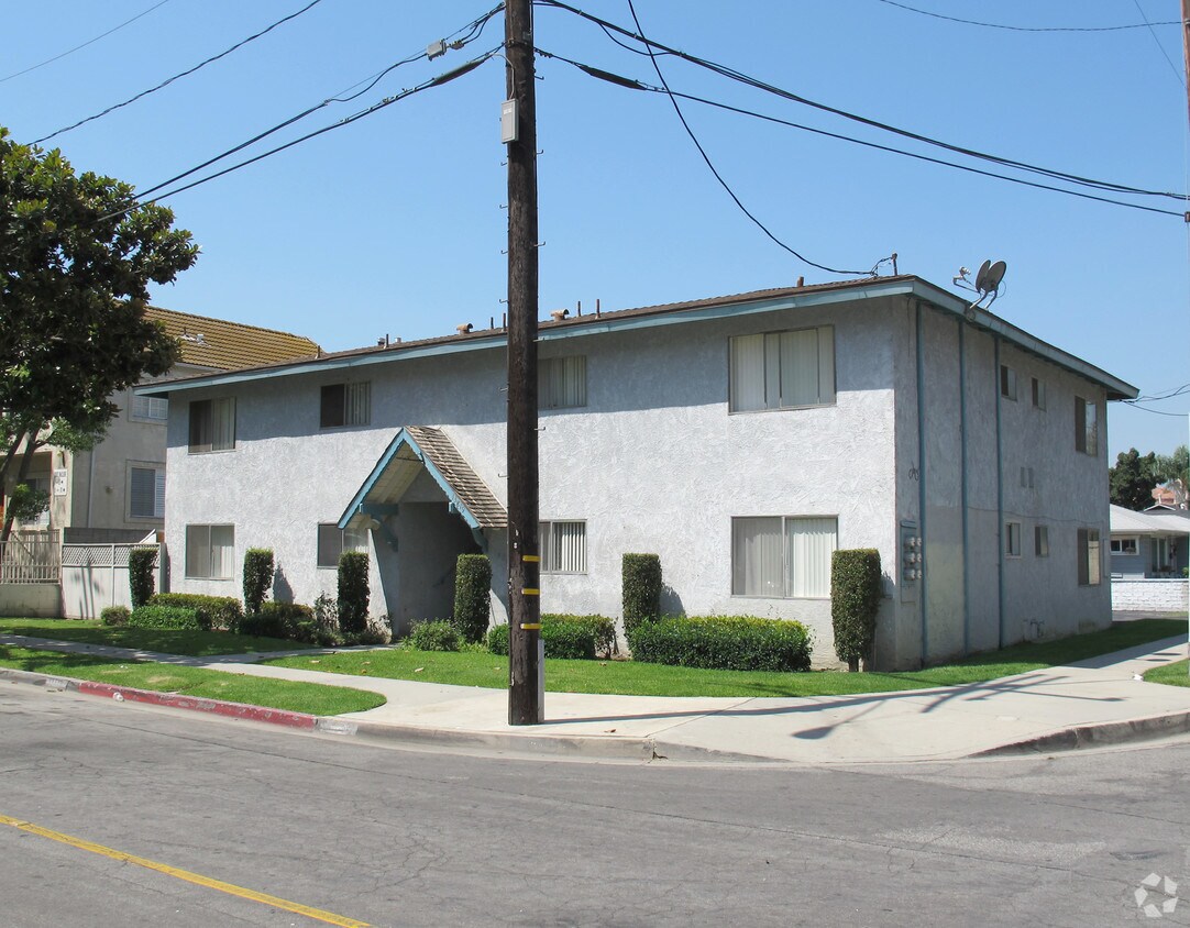 13819 Mcclure Ave, Paramount, CA 90723 Apartments in Paramount, CA