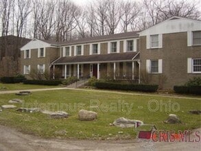 Building Photo - 203 S Elruth Ave