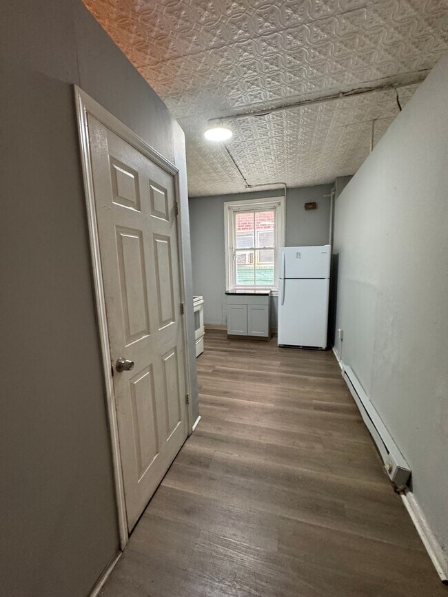 Foto del edificio - 425 W Turner St