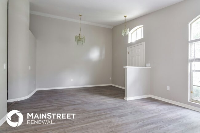 Foto del edificio - 3232 Fremont Ct