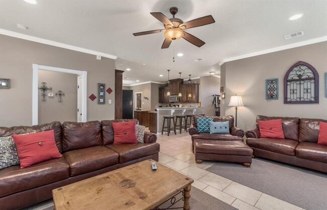 Foto del edificio - 131 Roucourt Loop