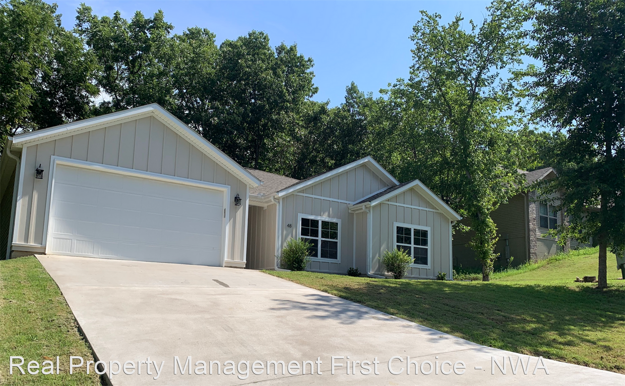 Primary Photo - 3 br, 2 bath House - 48 Penzance Drive