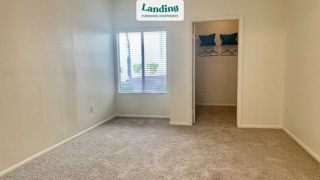 Building Photo - 9550 W Sahara Ave