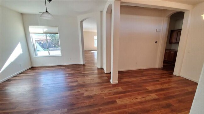 Building Photo - Double Diamond Gem for Rent on Corner Lot