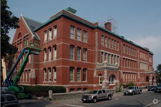 Building Photo - Central Grammar