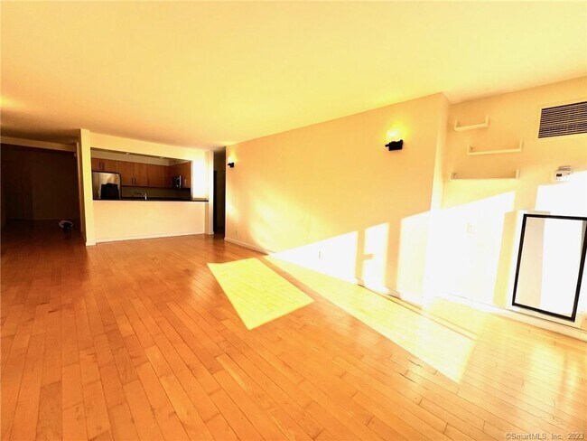Foto del edificio - 25 Forest St