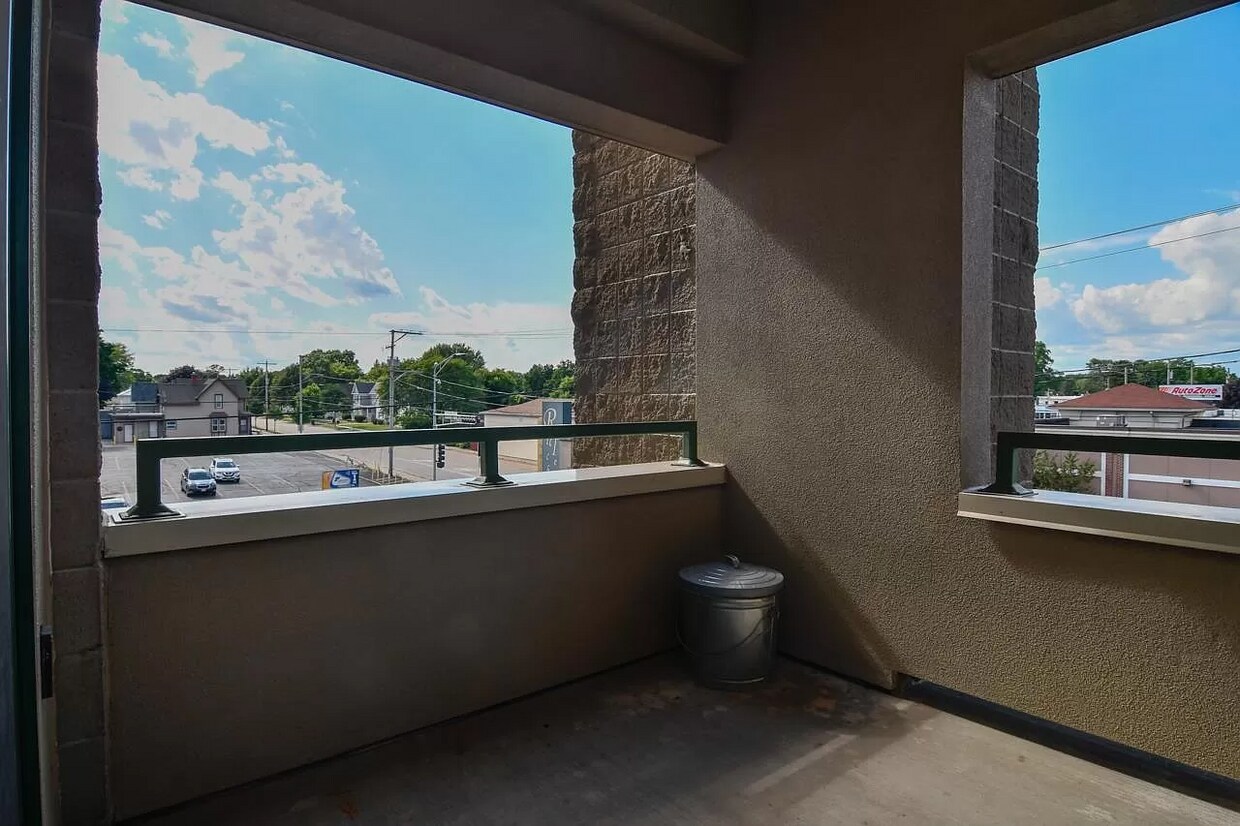 Foto principal - 400 N Richmond St