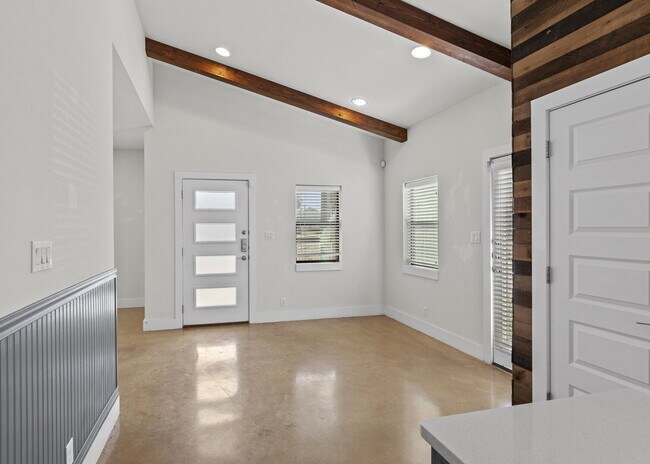 Foto del edificio - 603 Burleson St