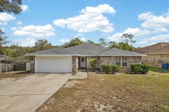 Building Photo - 118 Trailwood Ln