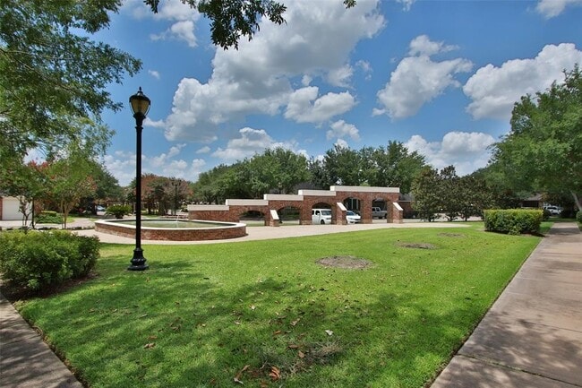 Building Photo - 17803 Skyline Arbor Terrace