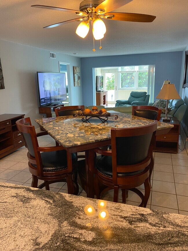 Foto del edificio - 5555 Gulf Blvd