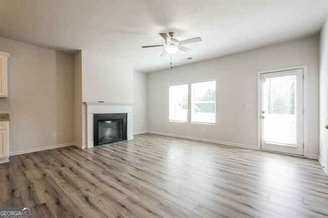 Building Photo - 3507 Abbey Wy