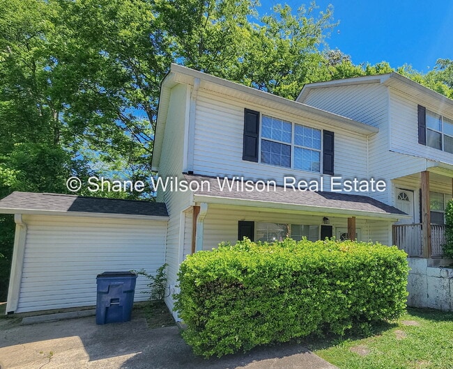 Cozy 2 Bedroom 1-1/2 Bath Duplex in Rossville. Come View today!! - Cozy 2 Bedroom 1-1/2 Bath Duplex in Rossville.  Come View today!! Apartment