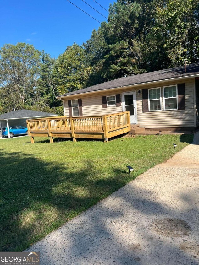 Primary Photo - 2787 Revere Dr NW