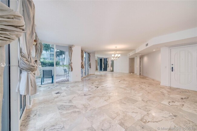 Foto del edificio - 3370 Hidden Bay Dr
