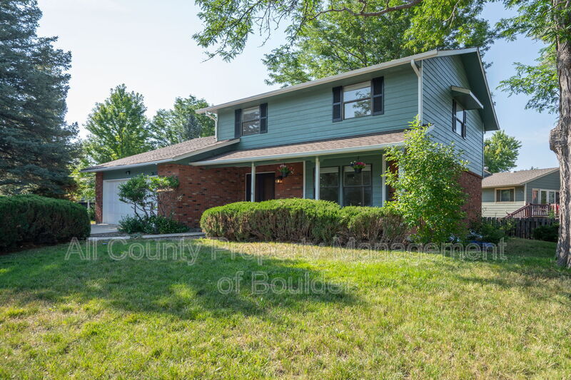 Primary Photo - 3611 Kenyon Ln