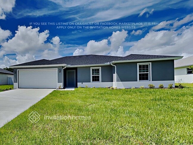 Building Photo - 628 NE Juanita Ct