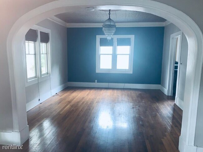 Foto del edificio - 2 br, 2 bath House - 721 Greenwood St