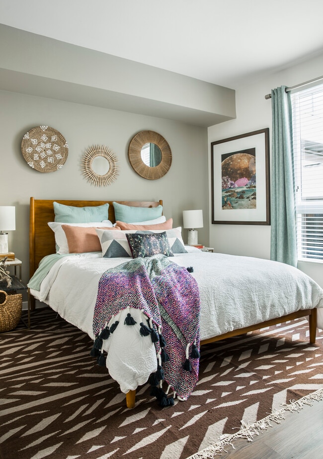 The Q Playa Apartments 59015921 Center Dr Los Angeles, CA