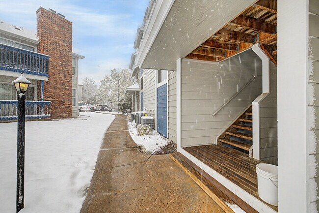 Foto del edificio - 1342 S Cathay Ct