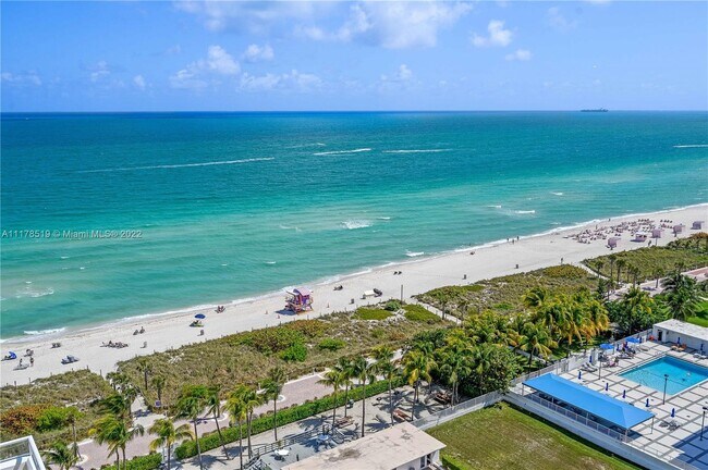 Building Photo - 5005 Collins Ave