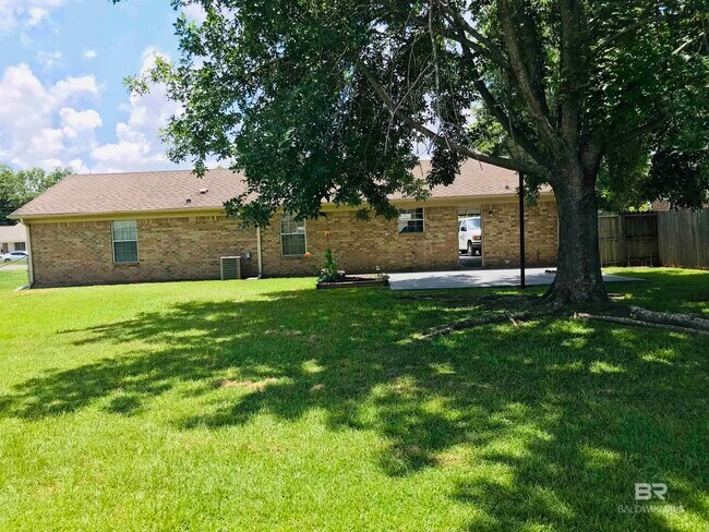 Foto del edificio - 20 Magnolia Cir