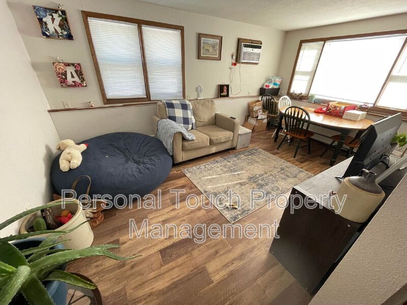 1310 11th St N Unit 2, Fargo, ND 58102 Condo for Rent in Fargo, ND