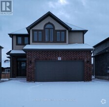 Building Photo - 33 Stonecrest Blvd