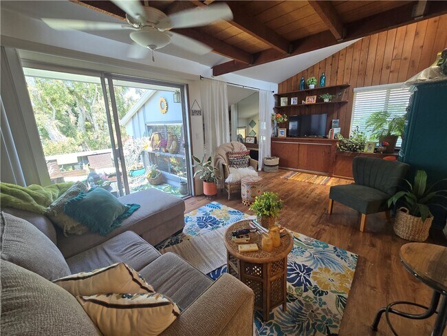 Foto del edificio - 17082 Pacific Coast Hwy