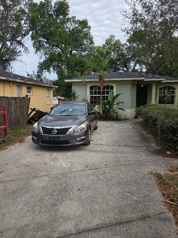 Building Photo - 9713 Commerce St