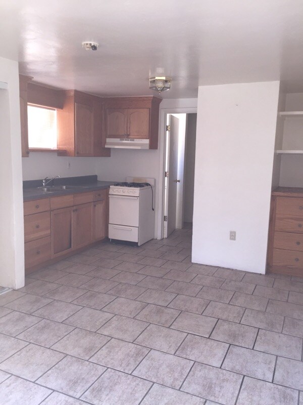 Foto del edificio - 1120 W Delaware St