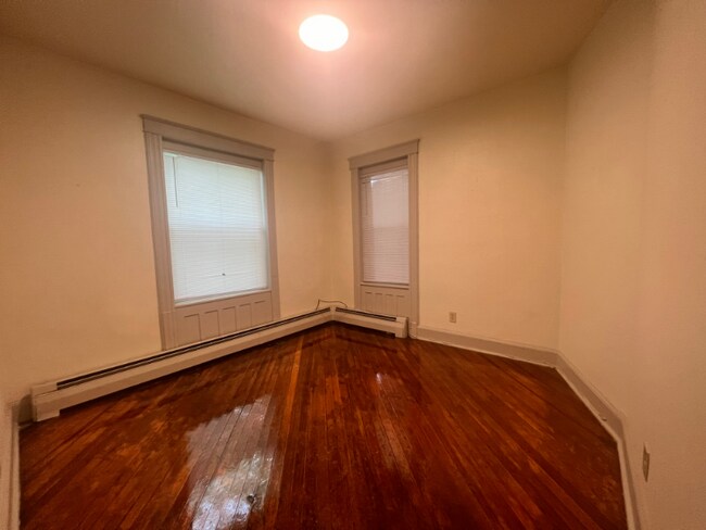 Building Photo - 371 Hudson Ave
