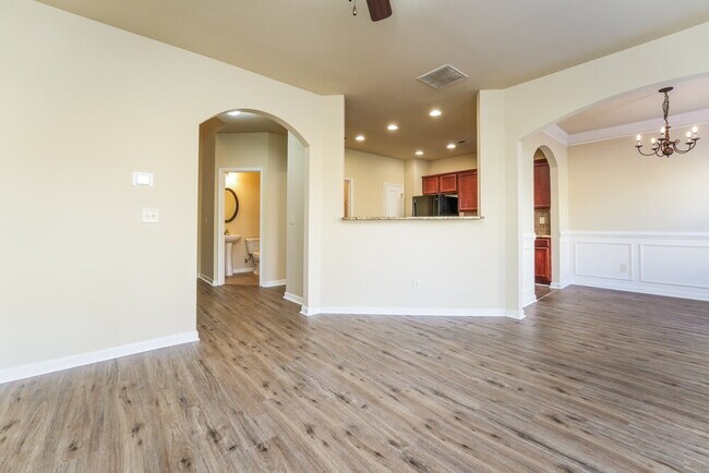 Building Photo - 2345 Morgan Farm Dr