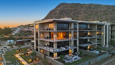 Building Photo - 4849 N Camelback Rdg Dr