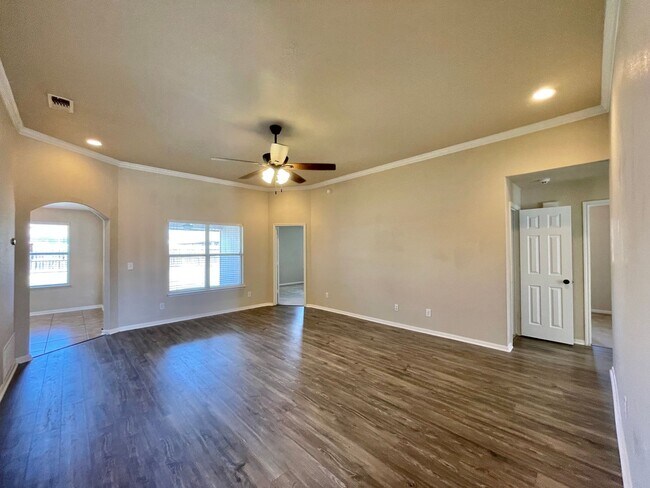 Foto del edificio - Viewable Now!  Pets Accepted!