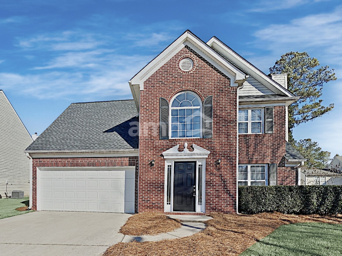 Foto principal - 4467 High Gate Dr NW