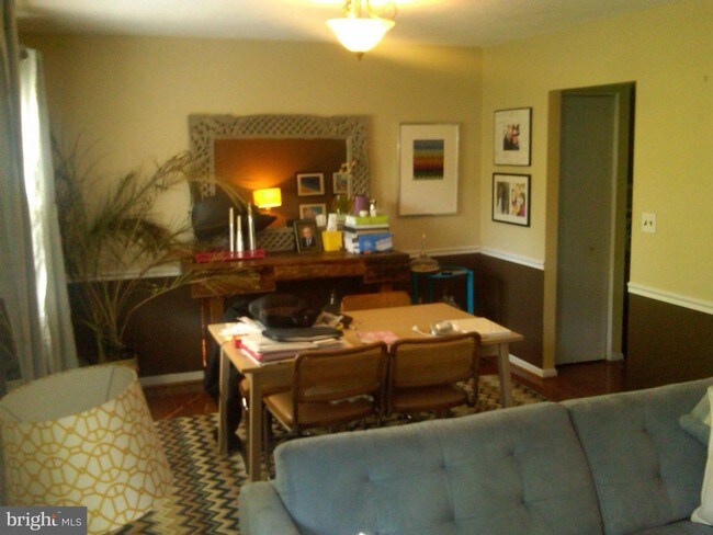 Building Photo - 14 Ramsdell Ct