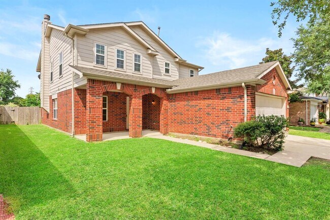 Foto del edificio - 3031 Lexington Lake Dr