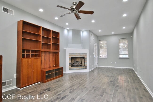 Building Photo - 3 br, 2.5 bath House - 936 N 4th Street