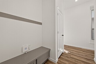 Building Photo - 5558 Amber Brook Ln