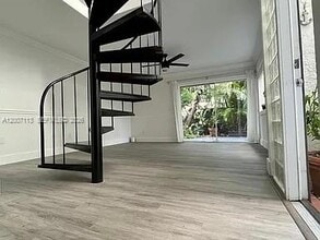 Building Photo - 3209 Bird Ave