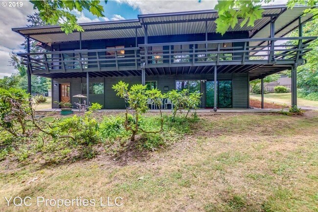 Foto del edificio - 1504 NE 115th St