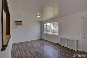 Building Photo - 115 Pulaski Ave