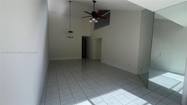 Building Photo - 10295 SW 137th Pl