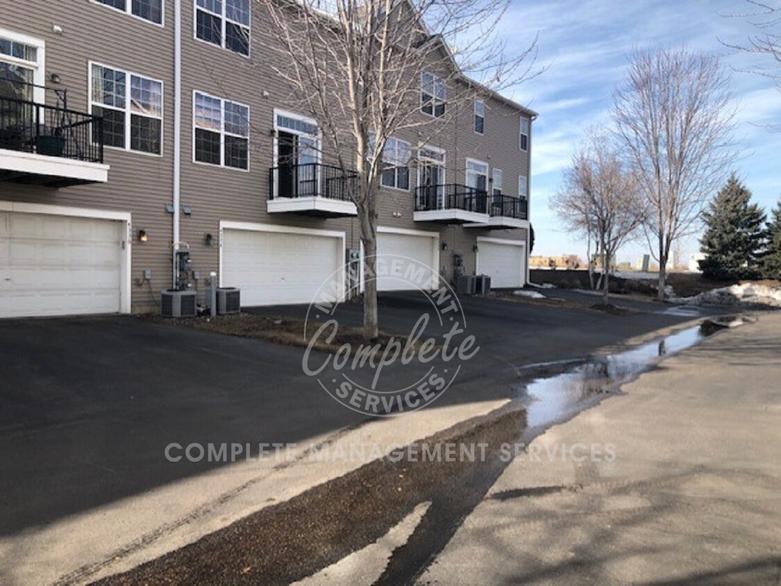 Foto principal - 4334 Bulrush Blvd