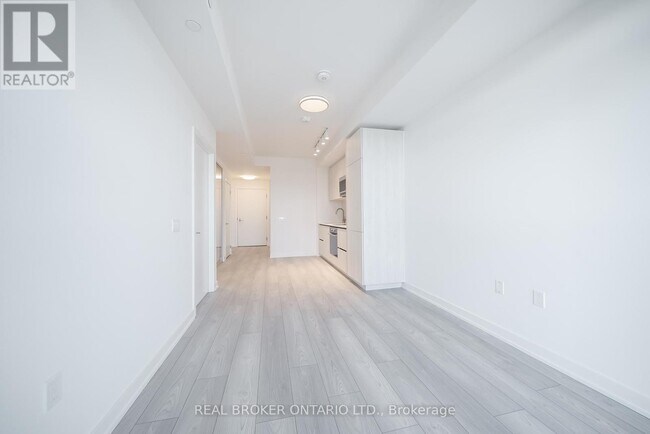 Building Photo - 110 Broadway Ave